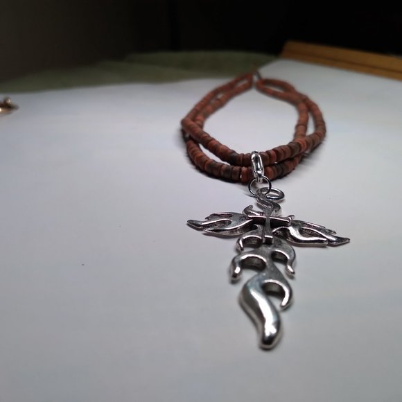 The silver tone cross and red puka shells 16 inch - Picture 1 of 7